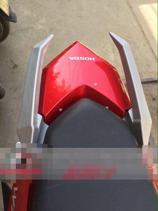 Cảng gãy sừng trâu winner và ex150