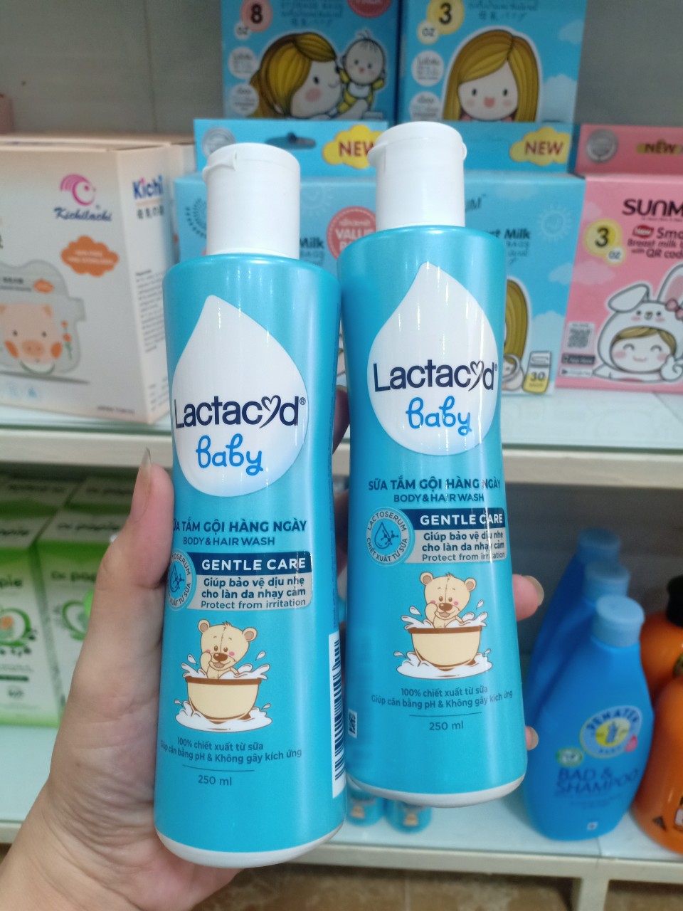Sữa tắm gội cho bé Lactacyd Baby/Milky chai 250ml mẫu mới nhất