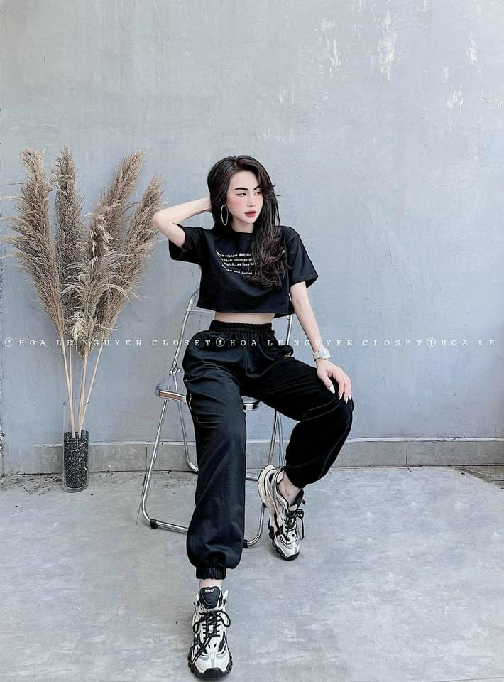 SÉT BỘ NỮ THỂ THAO DẠO PHỐ