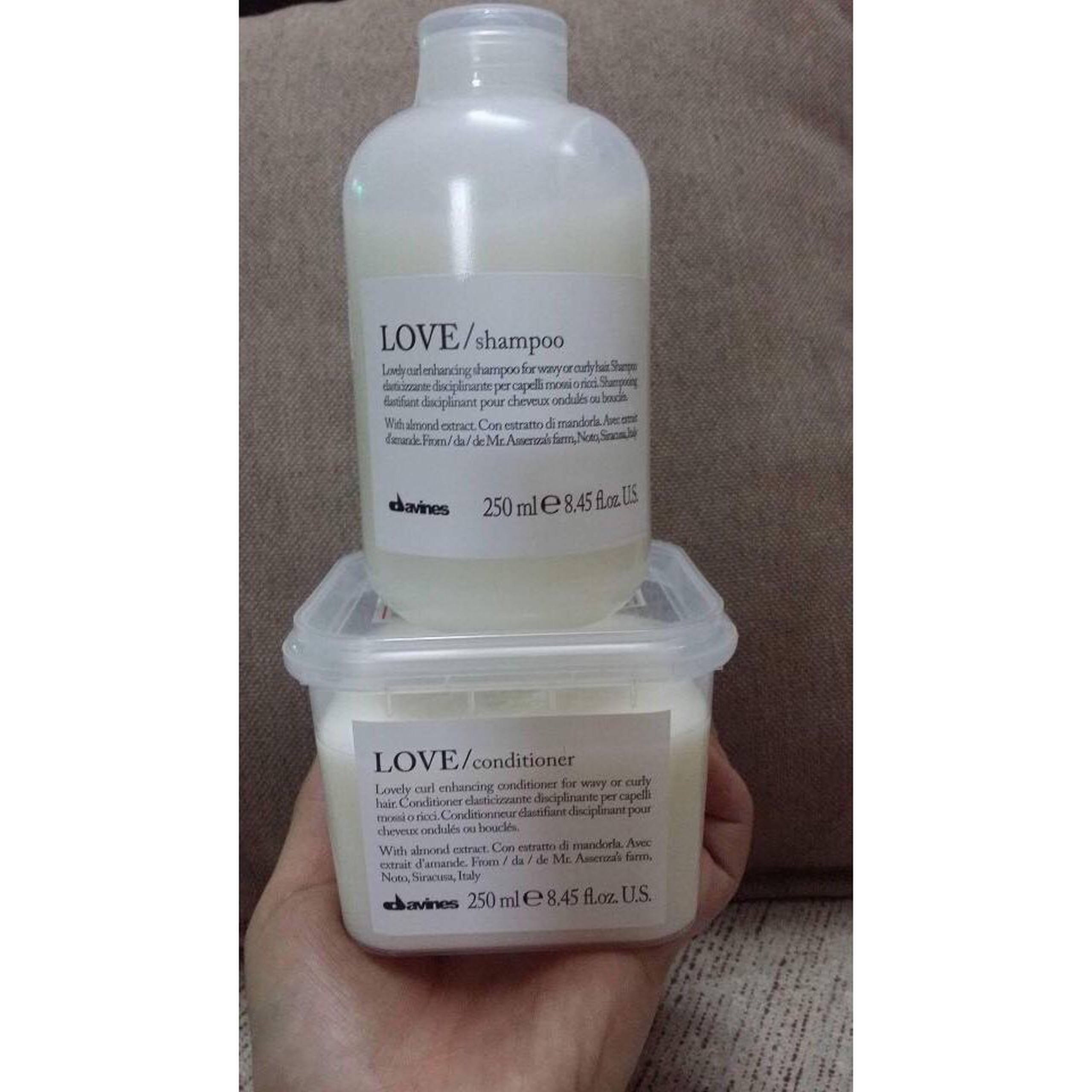 [HCM]Dầu Gội Và Xả Cho Tóc Uốn DAVINES Love Curl 250mlx2