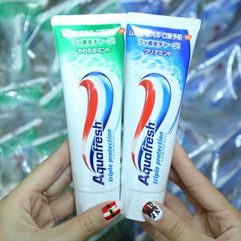 Kem đánh răng Aquafresh Nhật Bản 140g