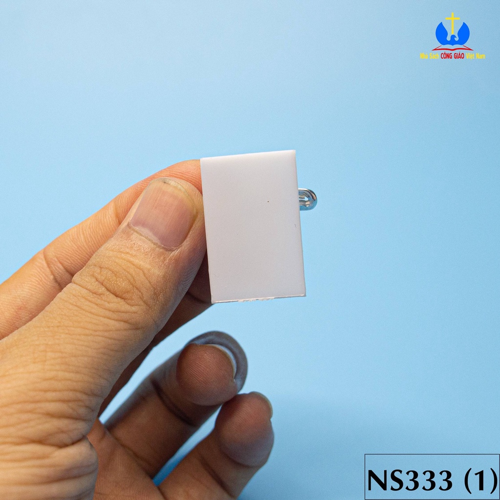 Kẹp đeo tang mica trắng đen NS333