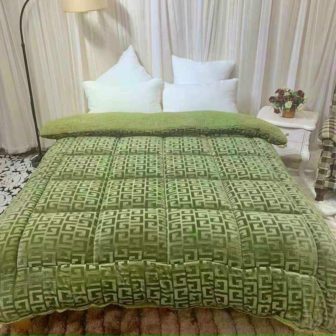 Chăn chữ vạn 3 lớp (siêu ấm)