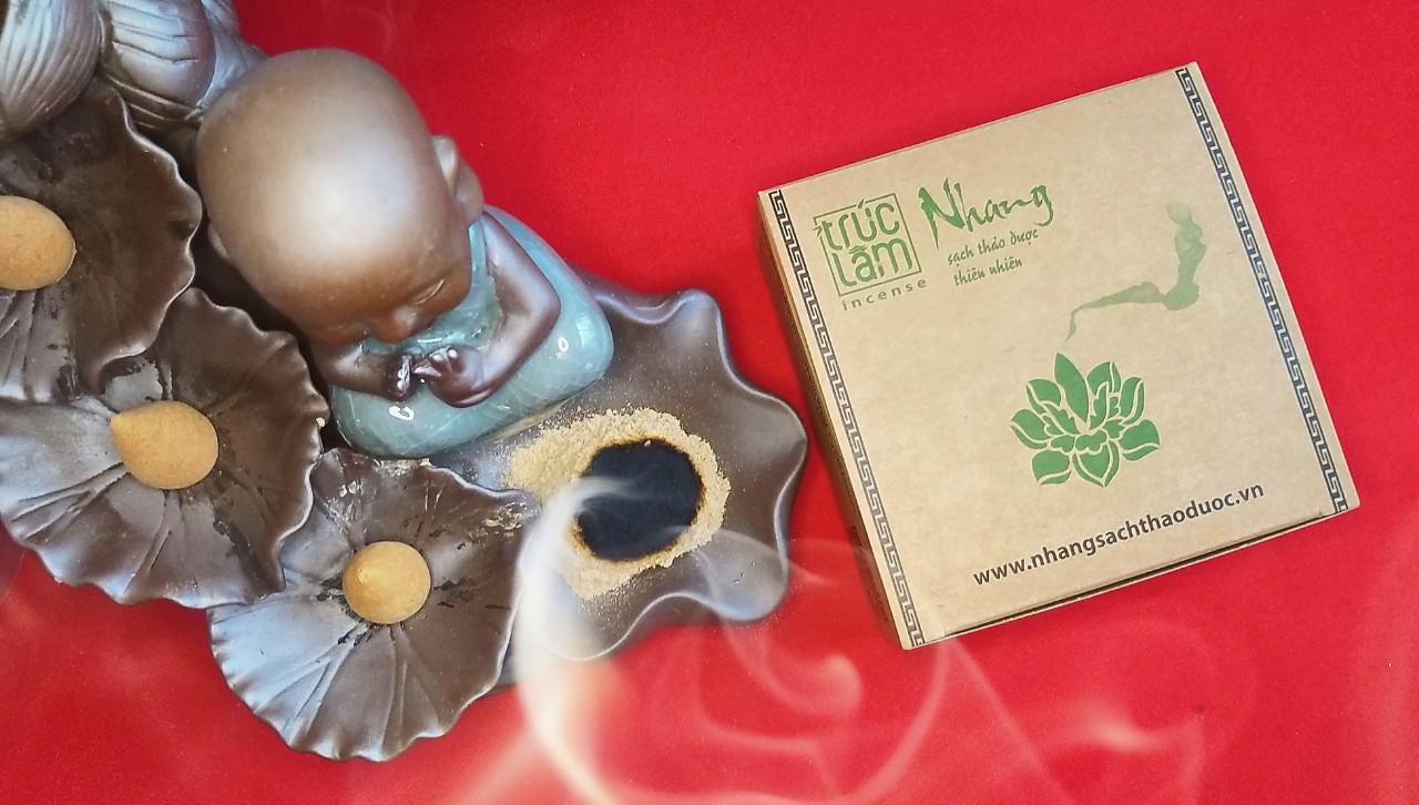 Bột xông Hoàng Đàn