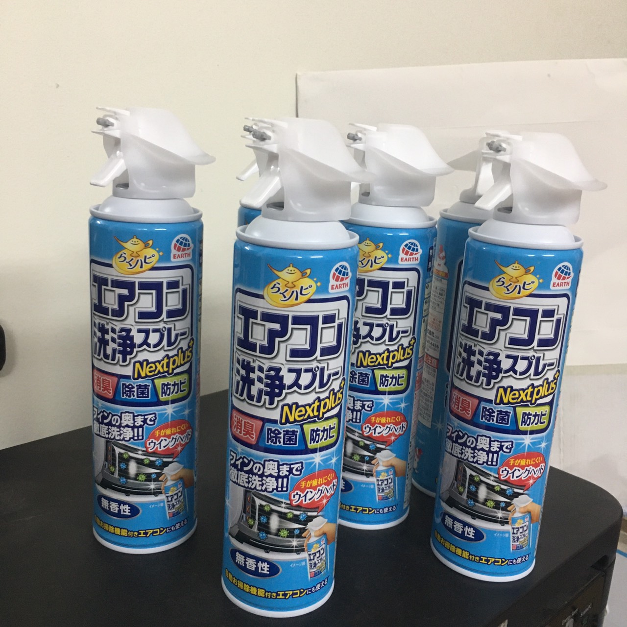 Xịt vệ sinh điều hòa Nhật Bản  ( Chai 420ml ) Diệt khuẩn