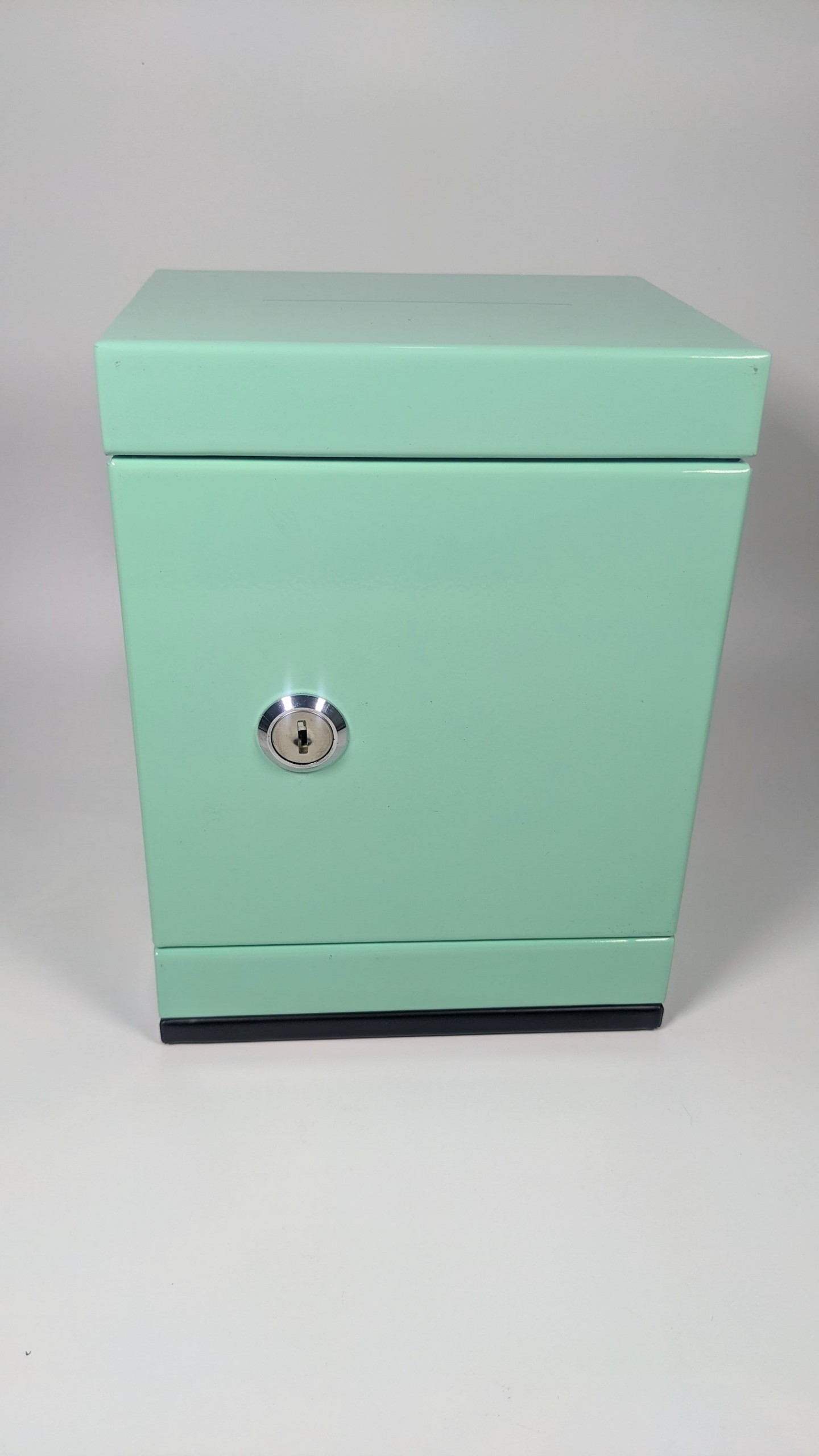 Két sắt mini tiết kiệm chống cháy