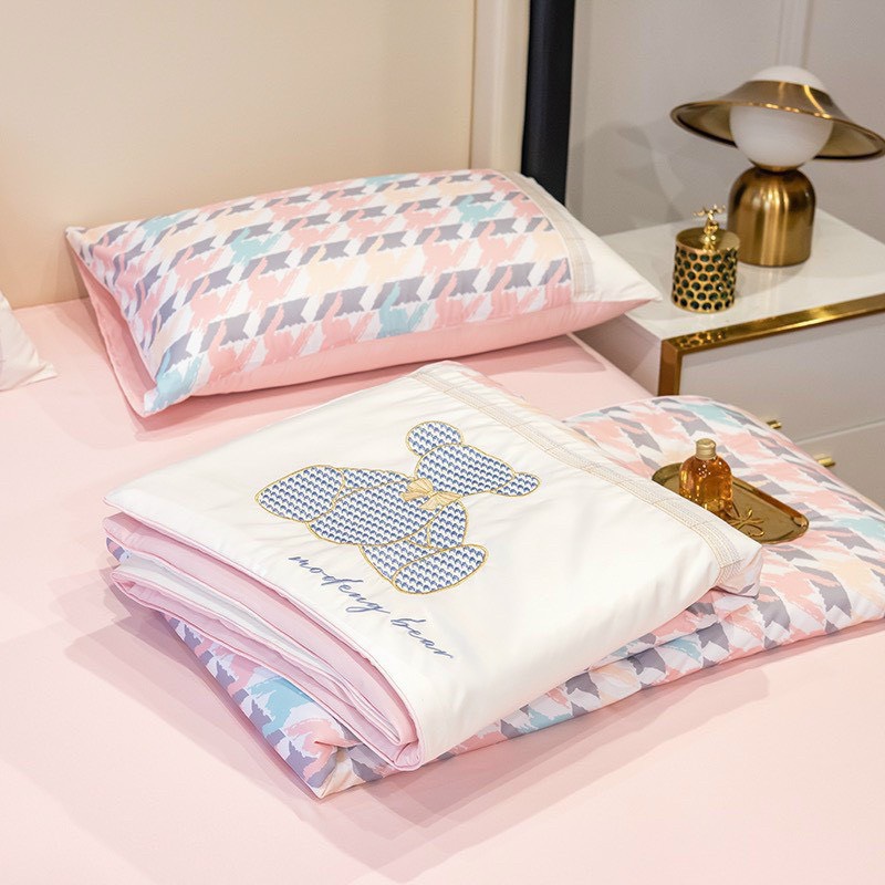 Bộ ga gối chăn hè phi lụa 4 món Gấu Én  An Như Bedding