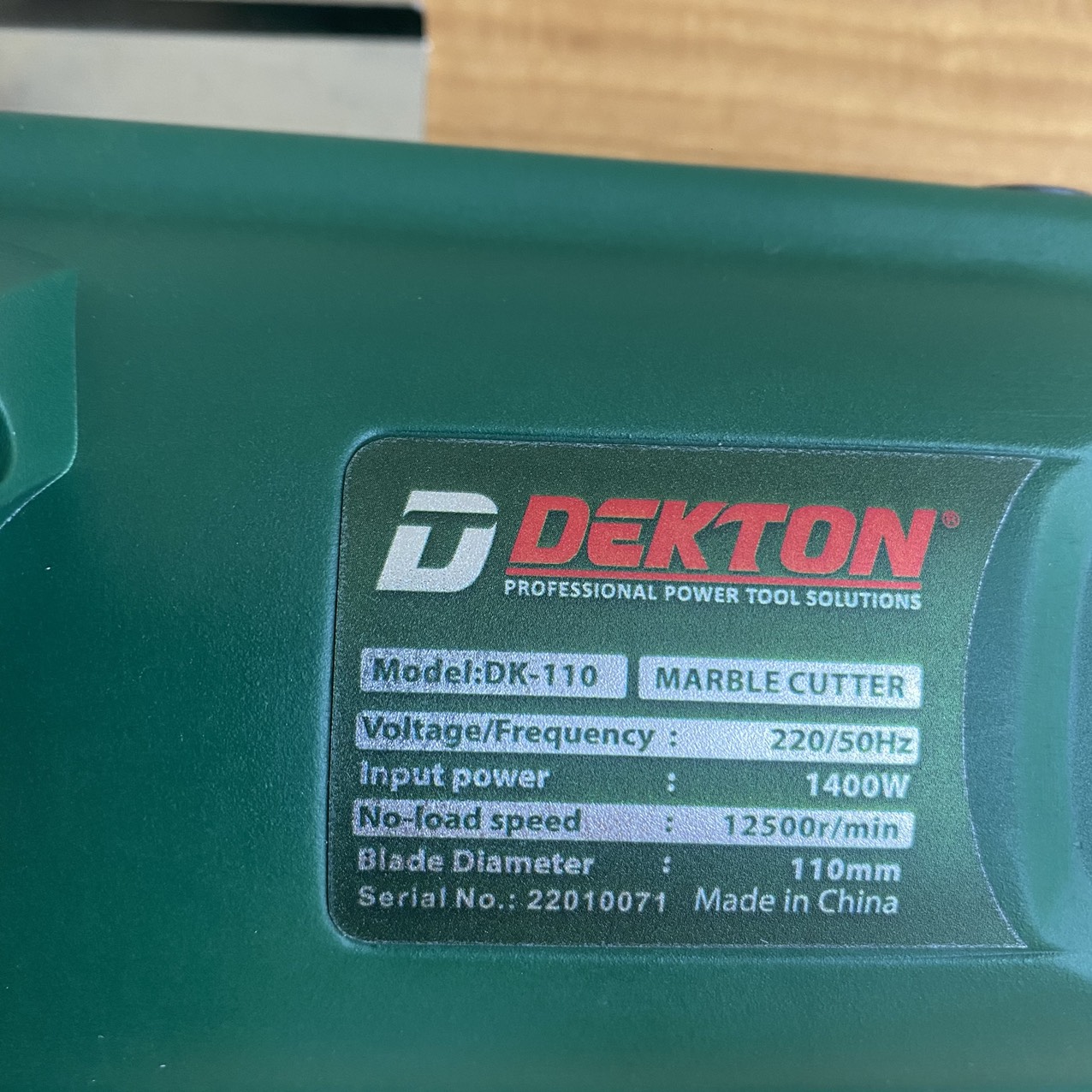 (Gía hót) Máy cắt gạch Dekton 110mm DK-110-bảo hành 6 tháng
