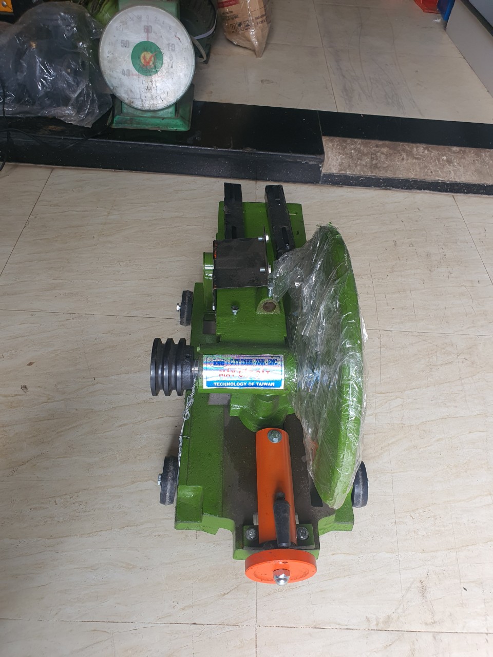 Khung cắt sắt 400mm ( chưa có motor)