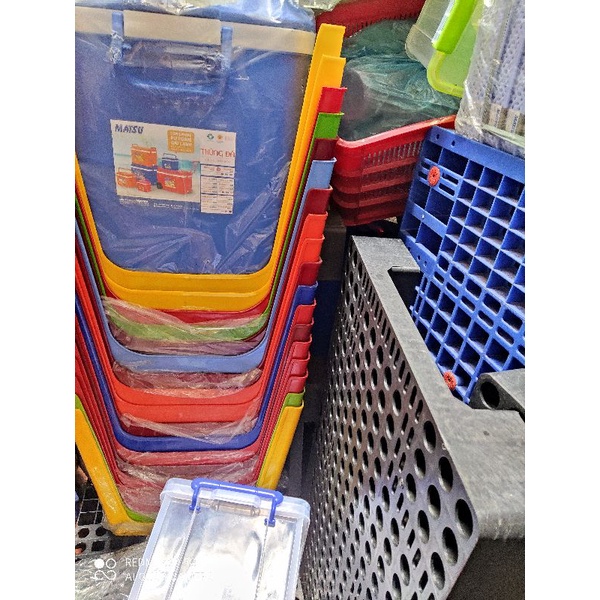 combo 5 bàn nhựa( đỏ tươi,đỏ đô,xanh lá,xanh dương)