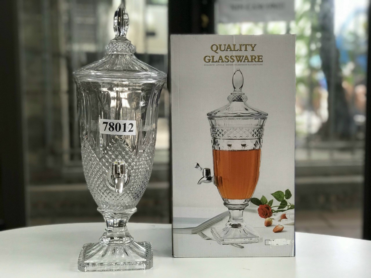 BÌNH THỦY TINH CAO CẤP CÓ VÒI 2 LÍT