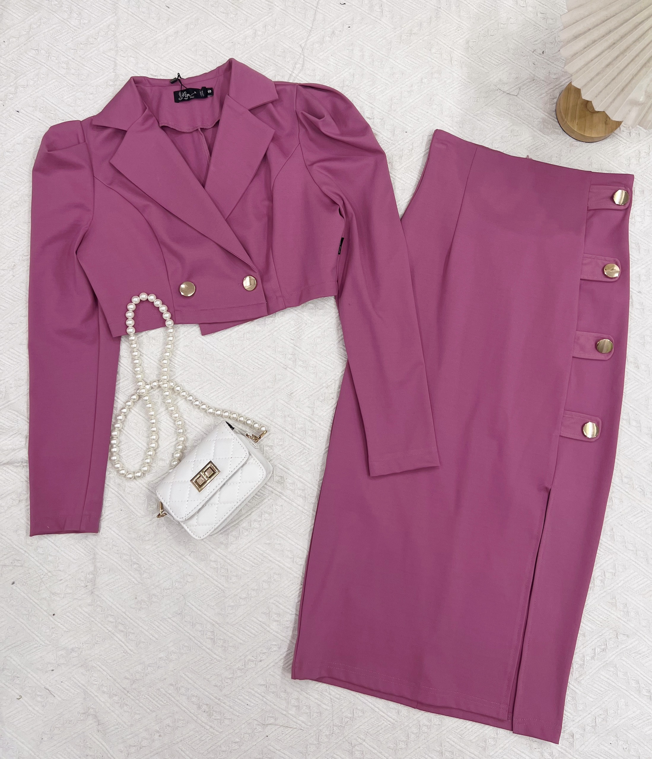 CATI Set váy+ áo crotop cổ vest (2177)