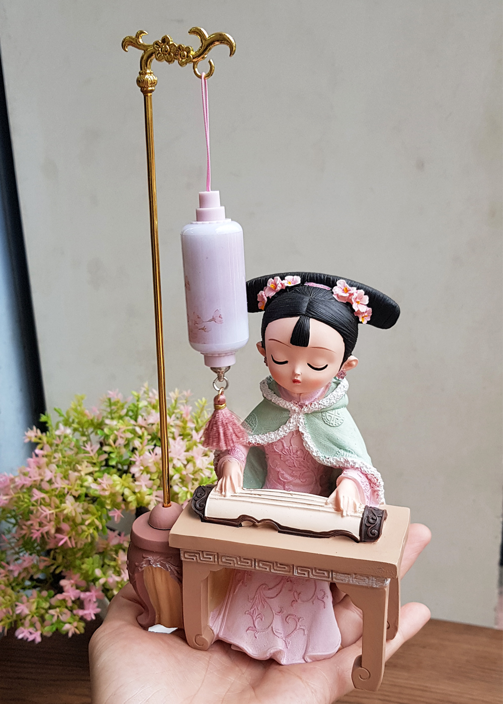 Bộ thiếu nữ Cầm Kỳ Thi Họa cổ trang bên đèn 3D