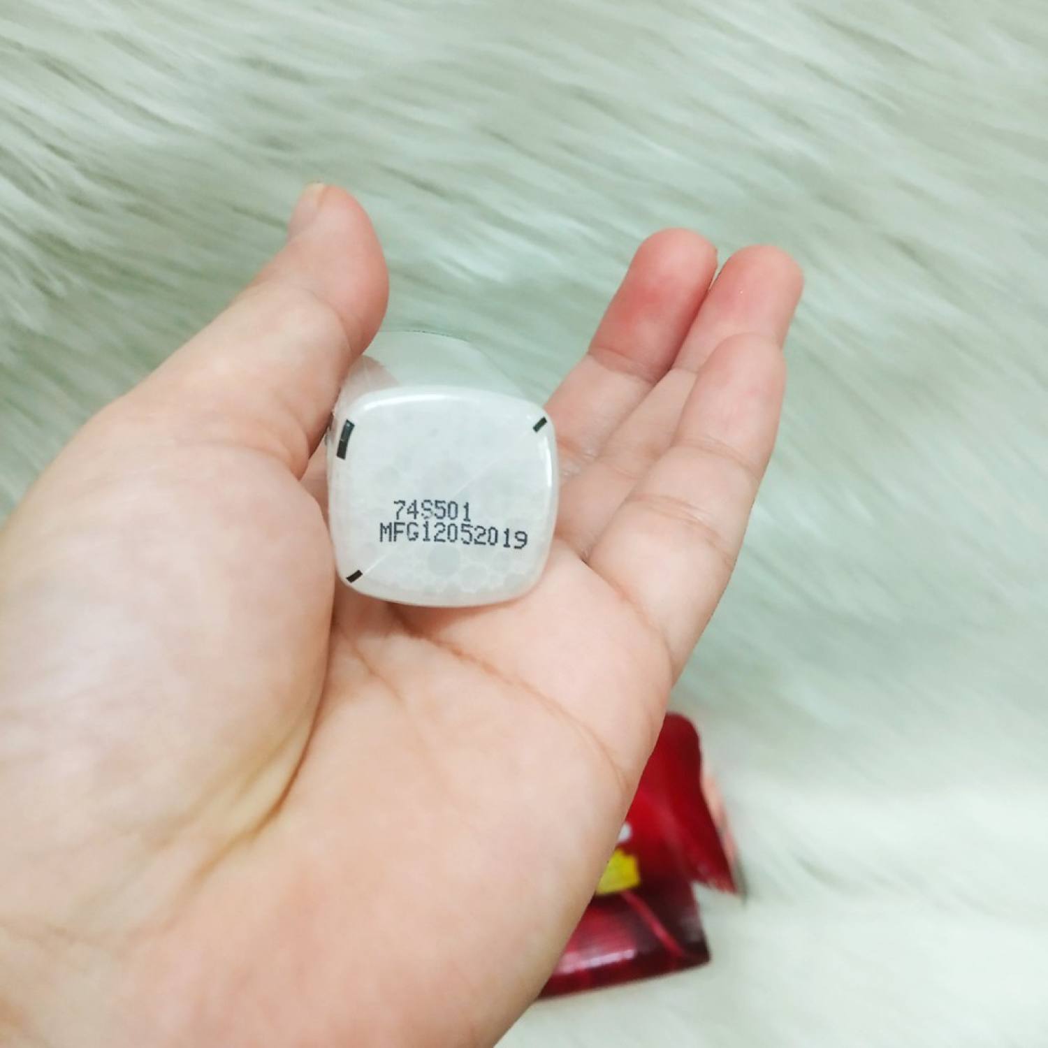 Dưỡng Chất Căng Mướt Da L’Oreal Revitalift Crystal Micro Esence 22ml
