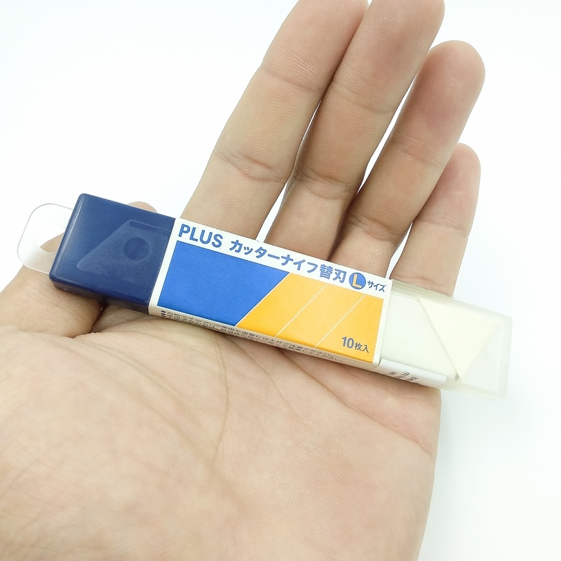 Lưỡi dao rọc giấy plus l cu-204 35-996nd