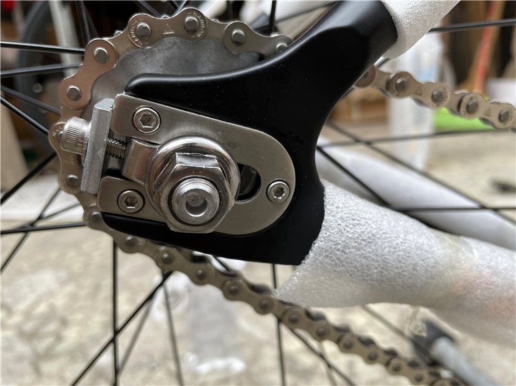 Tăng xích cho xe đạp fixed gear