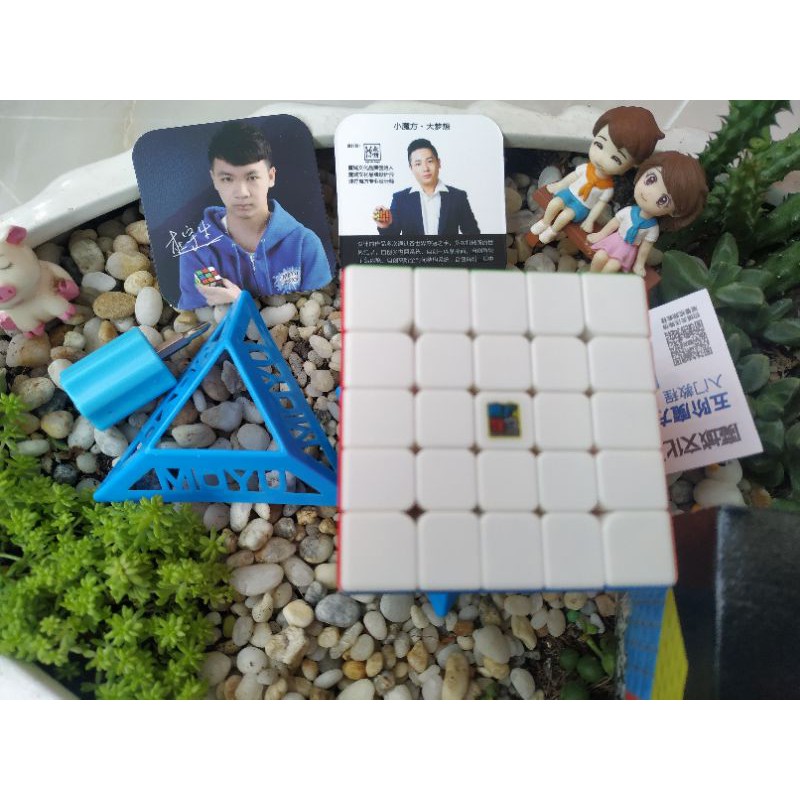 Rubik moyu Meilong 5×5M( hãng sản xuất thiết kế có nam châm sẵn)