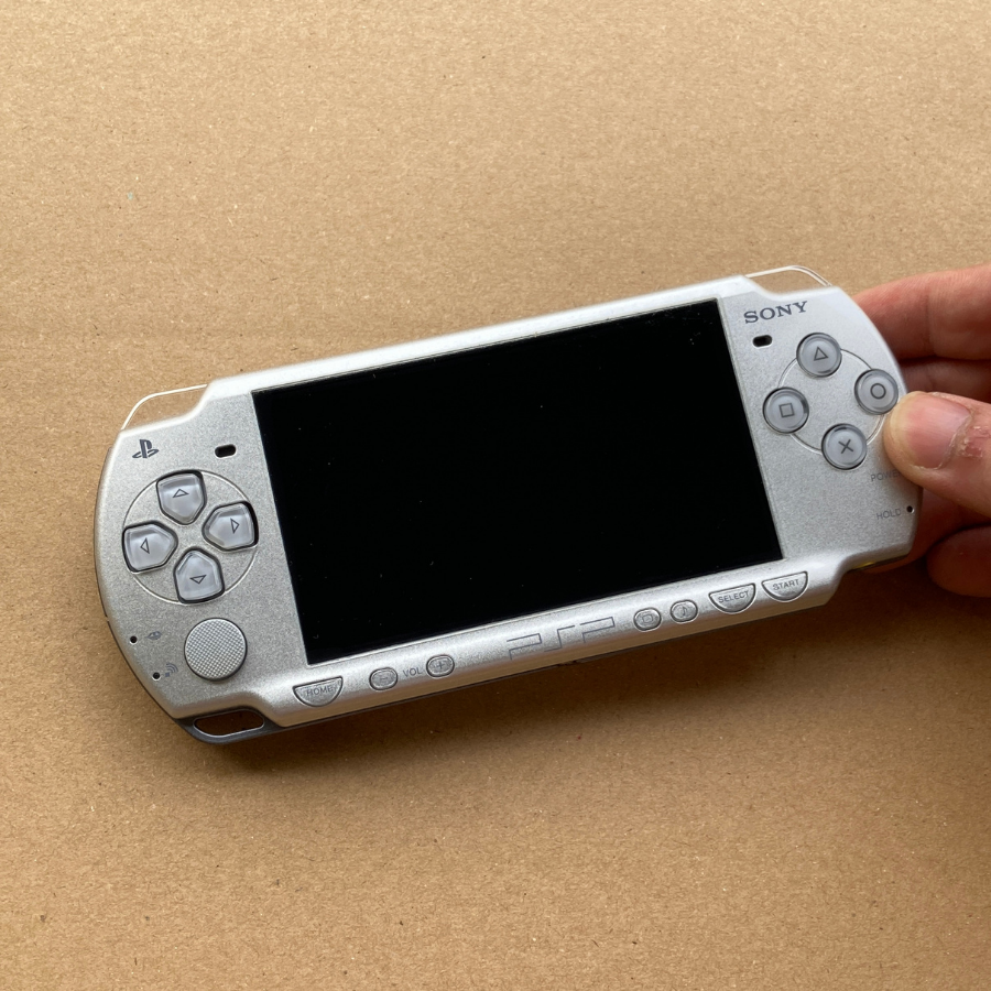 Máy Chơi Game Sony PSP 2000 ( cài sẵn game)