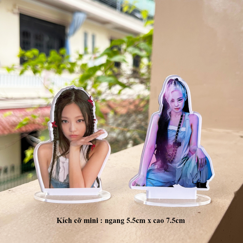 1 Tượng Standee Blackpink kích cỡ mini ( 1 tượng)
