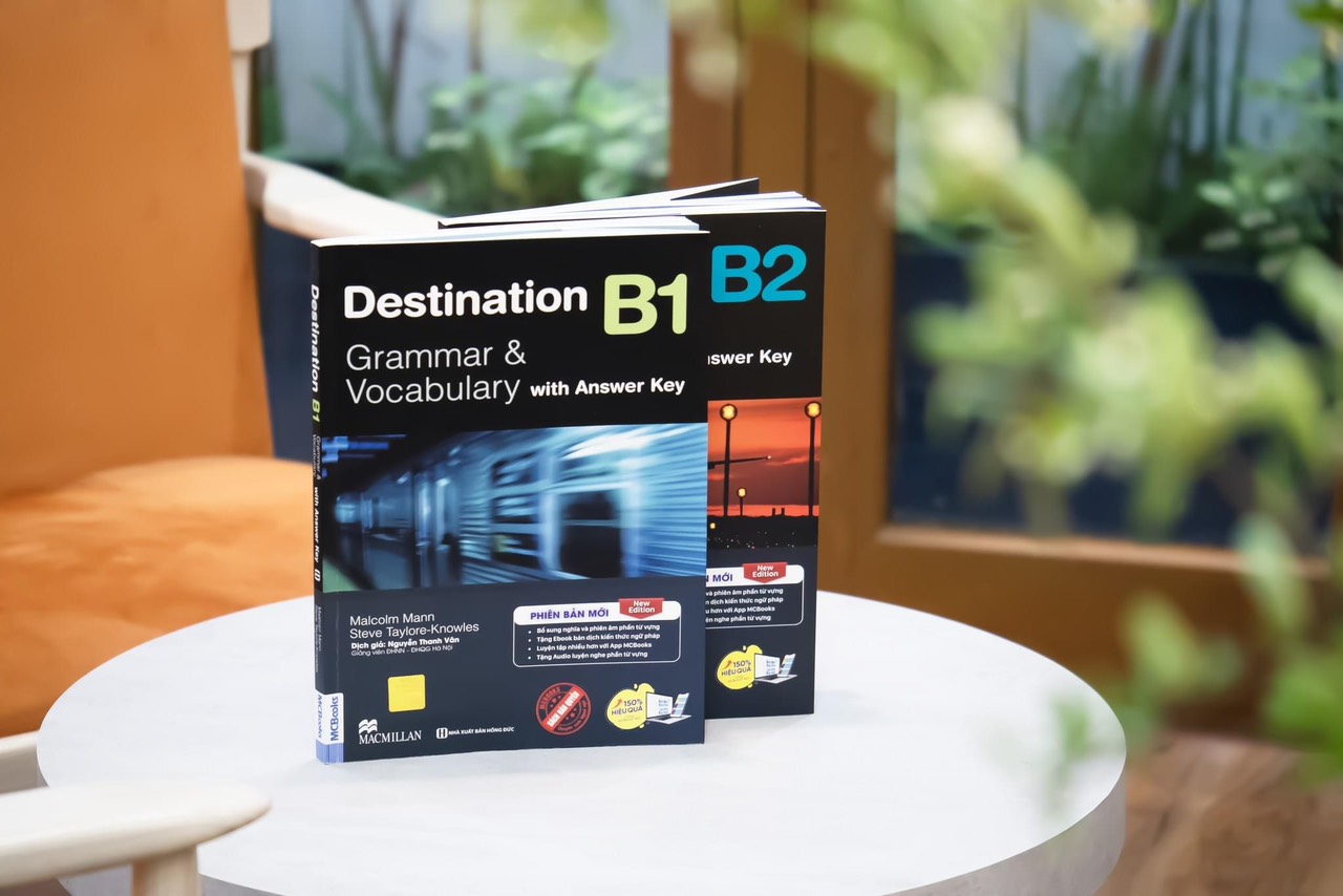 Sách Destination C1C2 - ( Grammar & Vocabulary) - Tái bản 2023