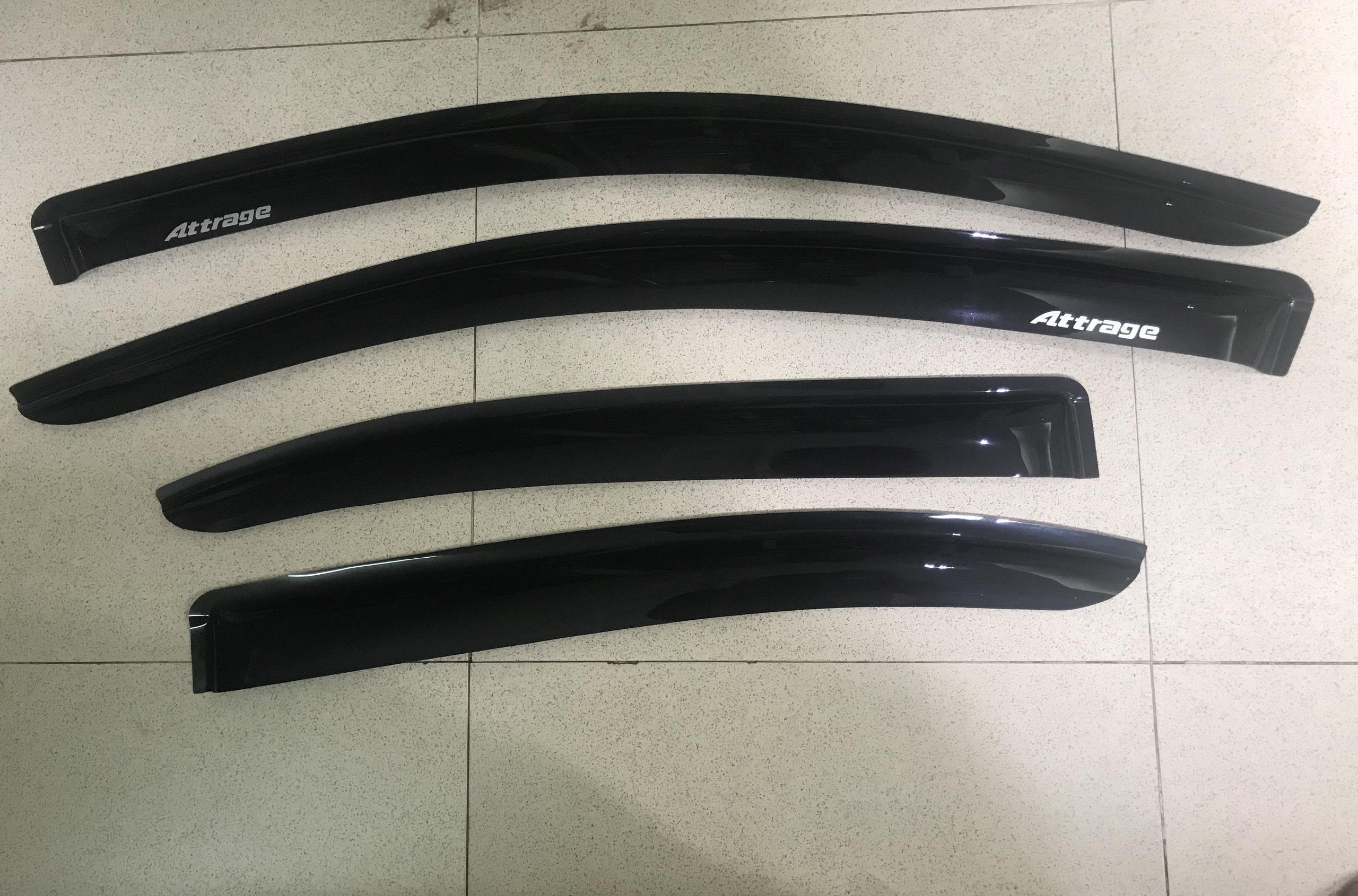 Bộ vè mưa đen xe Mitsubishi Attrage 2016-2019