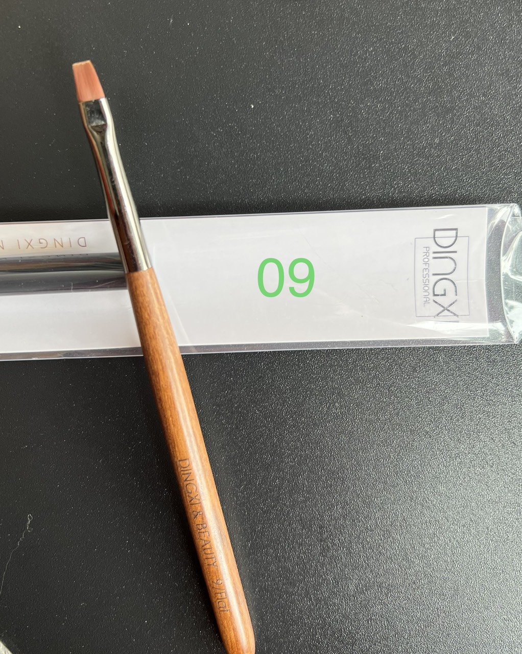 Cọ chuyên nail loại tốt cán gỗ dingxi