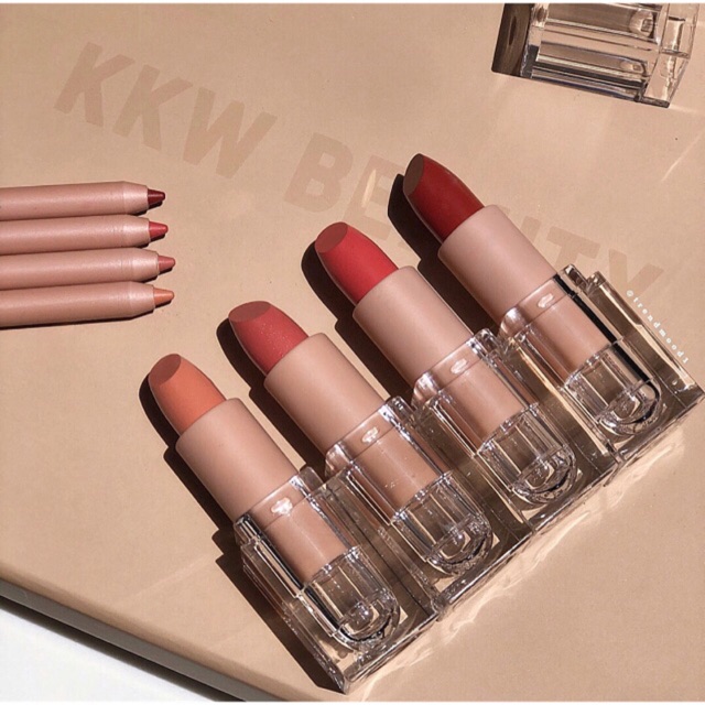 Son thỏi KKW (by Kim Kardashian) siêu đẹp
