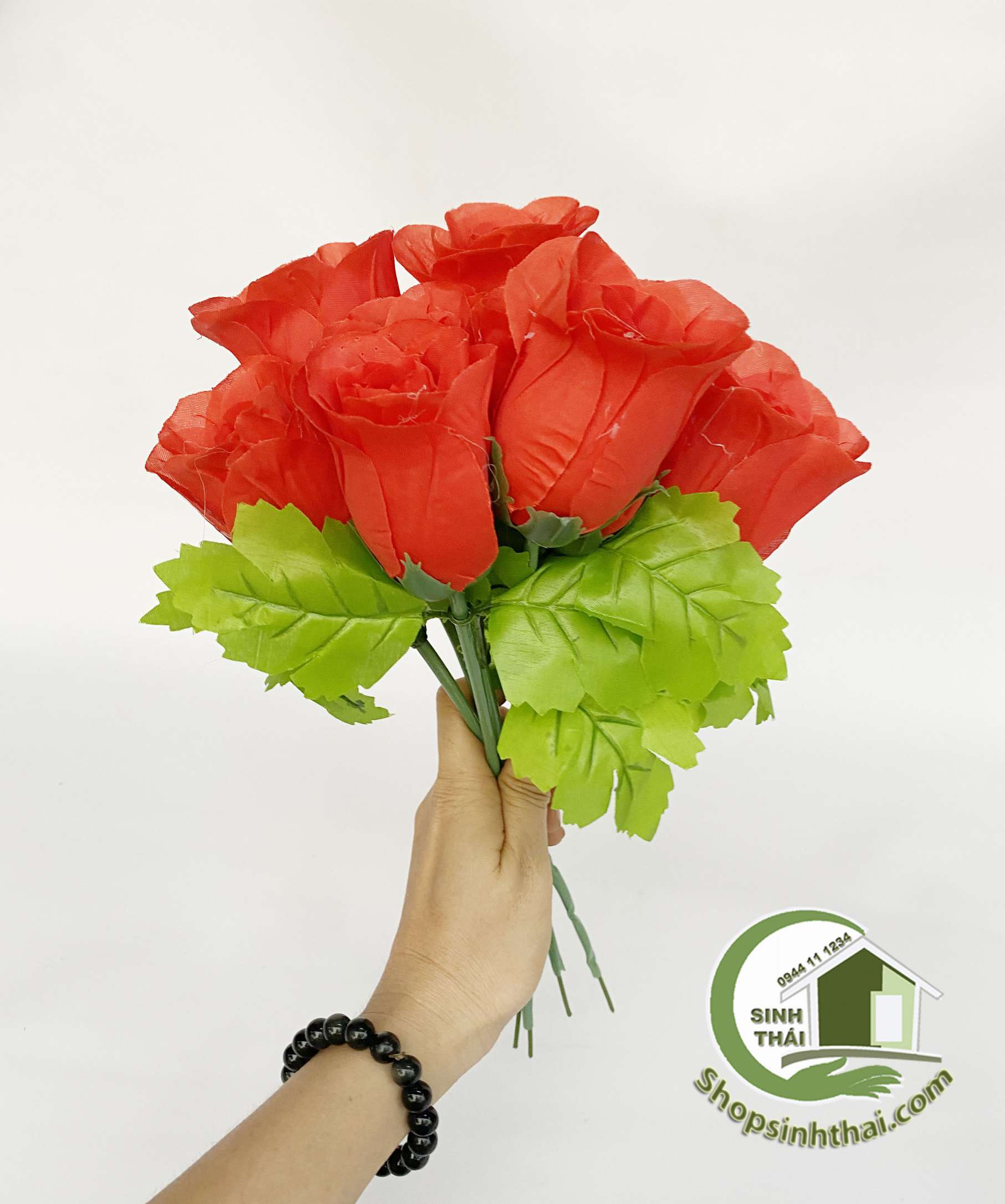 [HCM]Cành hoa hồng giả - hoa hồng ca sĩ vải lụa màu đỏ