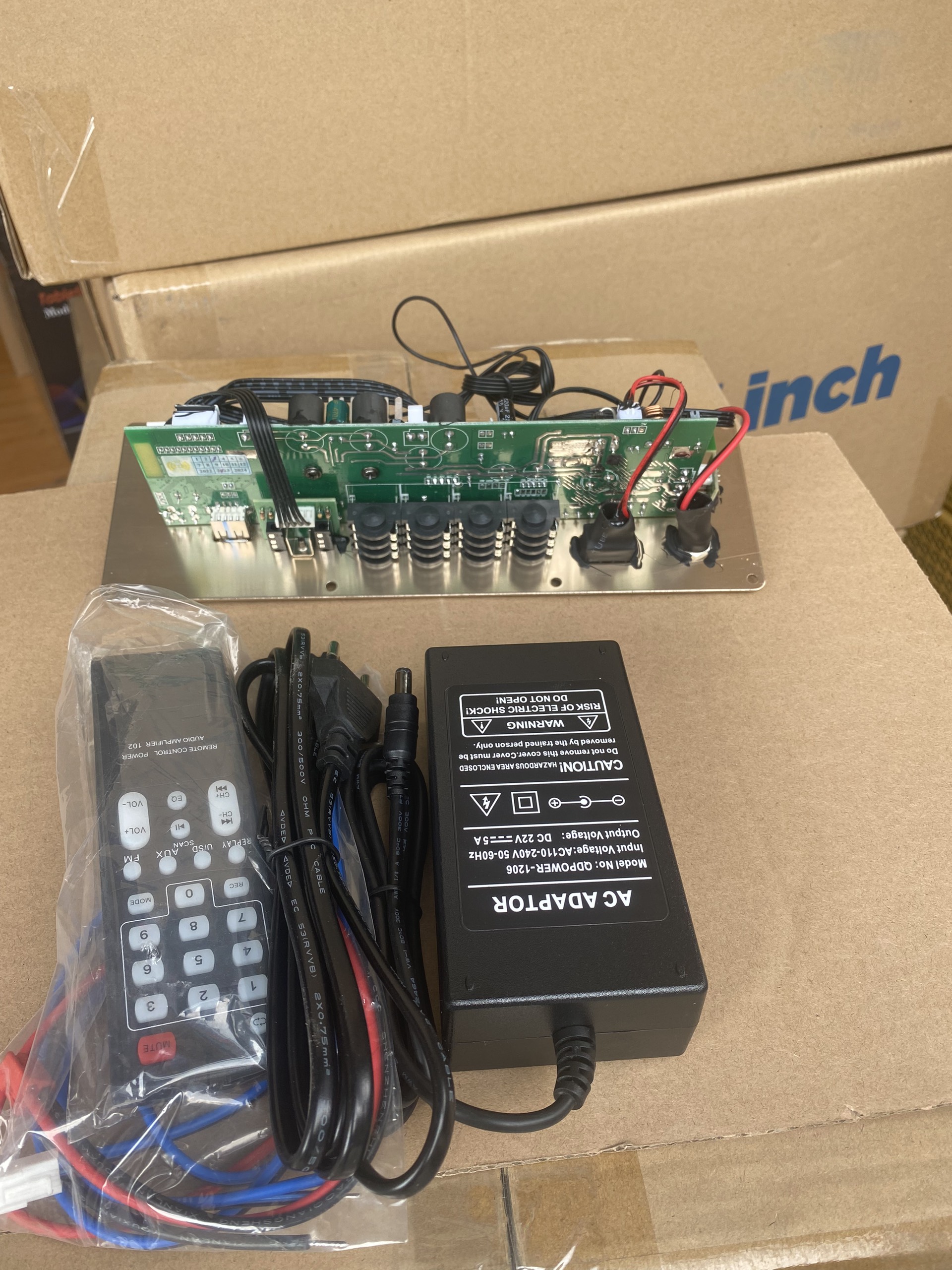 BO MẠCH LOA XÁCH TAY MINI ECHO REVERB 50W X2 (nút nhôm)