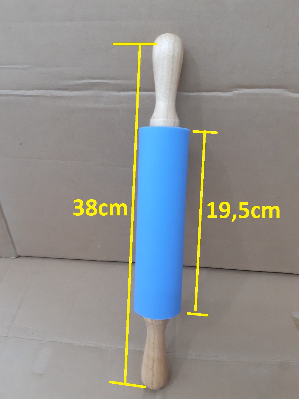 [HCM]CHÀY CÁN BỘT SILICON 38CM TAY CẦM BẰNG GỖ