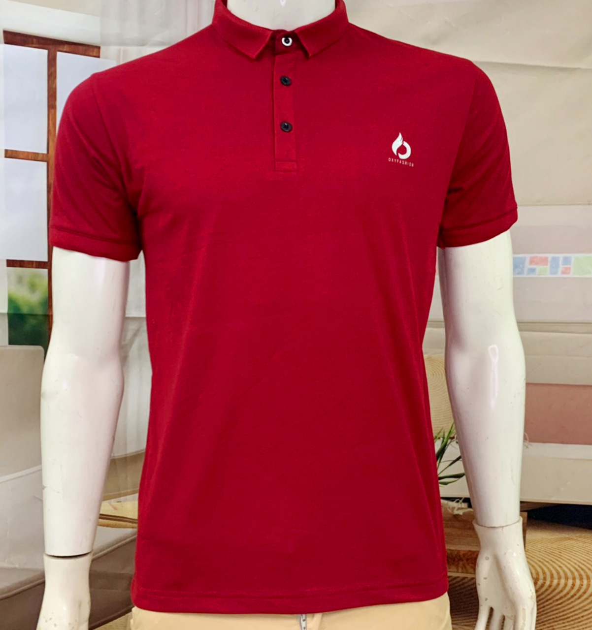 áo cổ bẻ màu xanh biển