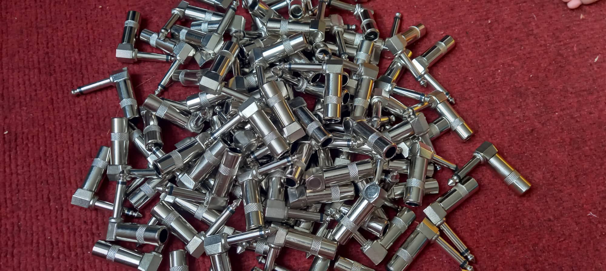 1 Jack 6 ly 6.5mm/6.35mm đực Mono cong Vuông góc