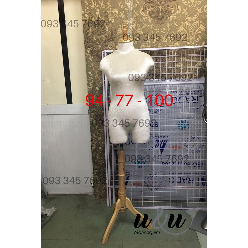 Manocanh nhung nữ size L (42) chân gỗ