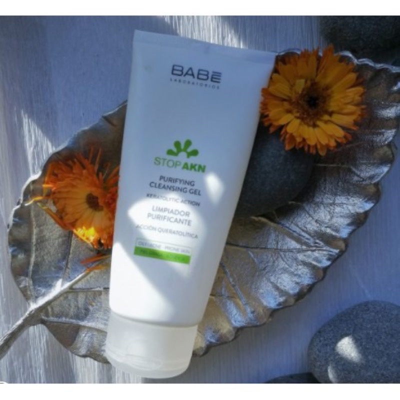 Sữa rửa mặt Babe stop AKN purifying cleansing gel