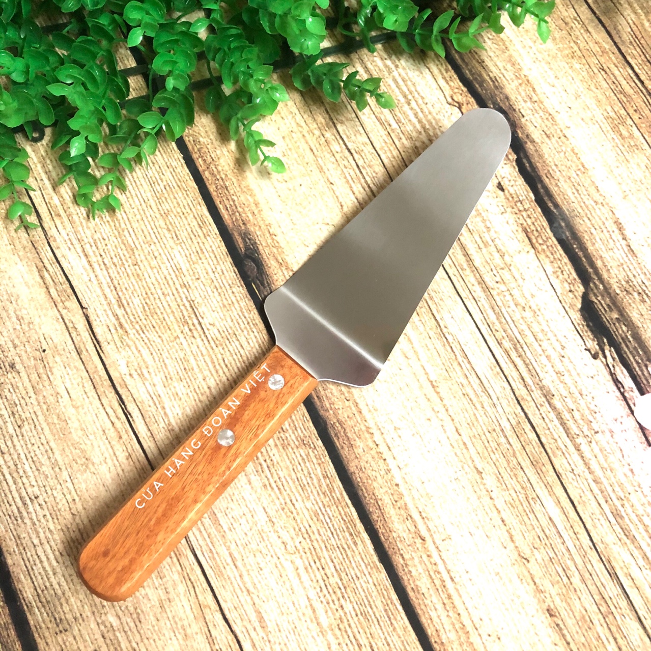 Xẻng xúc bánh inox dày không gỉ - cán gỗ cao cấp