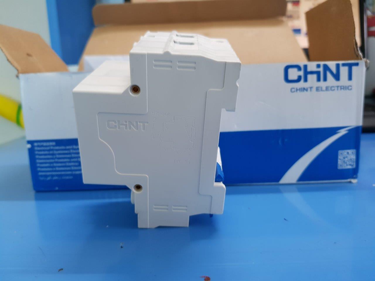 Attomat chống dòng dò (Cầu dao chống giật)  Chint NXBLE-63 1P+N 63A