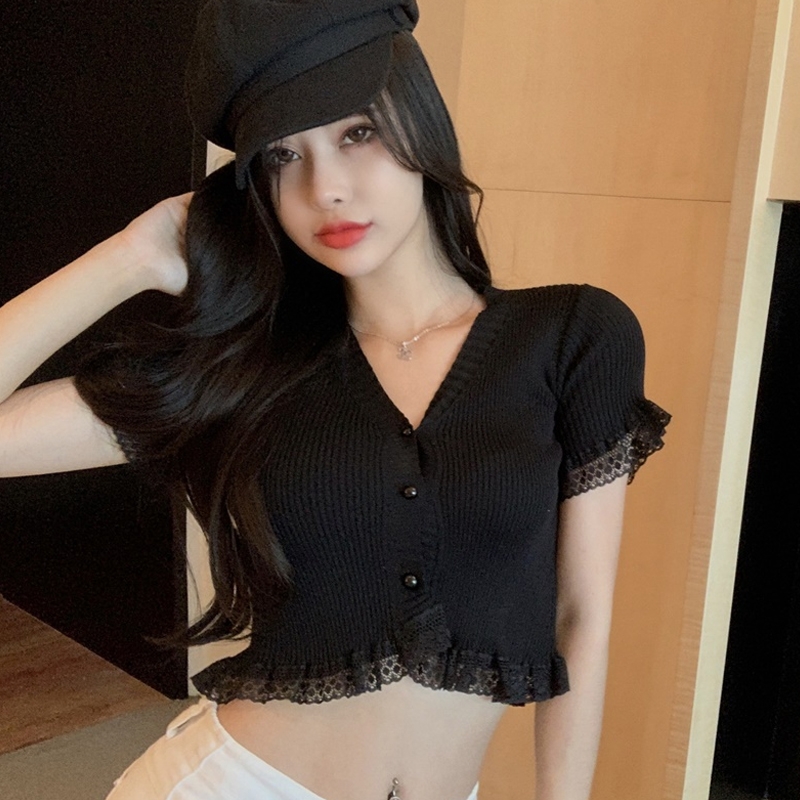 ÁO CROPTOP PHỐI REN TAY NGẮN A3CH2