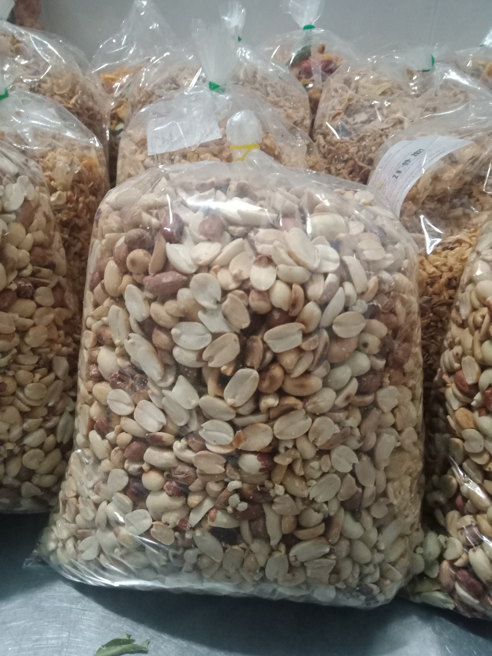 COMBO Gia Vị Tự Trộn Bánh Tráng ( Bánh cắt sợi , hành Phi , Đậu Phộng , Con Ruốc , Khô Gà , Muối Tôm)