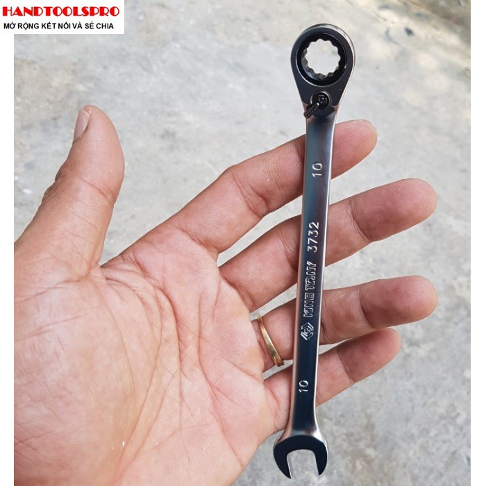 Cờ lê vòng miệng 10mm Kingtony 3732-10 tự động có khóa điều chỉnh