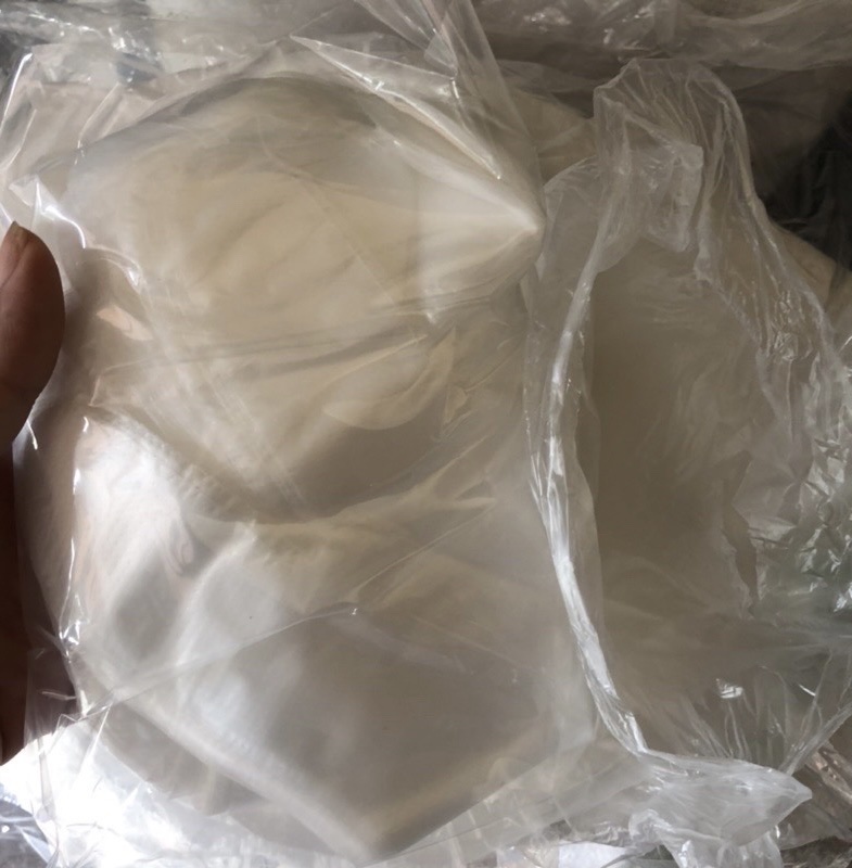 1kg găng tay nilon chất dai dày dặn (khoảng 630 cái)