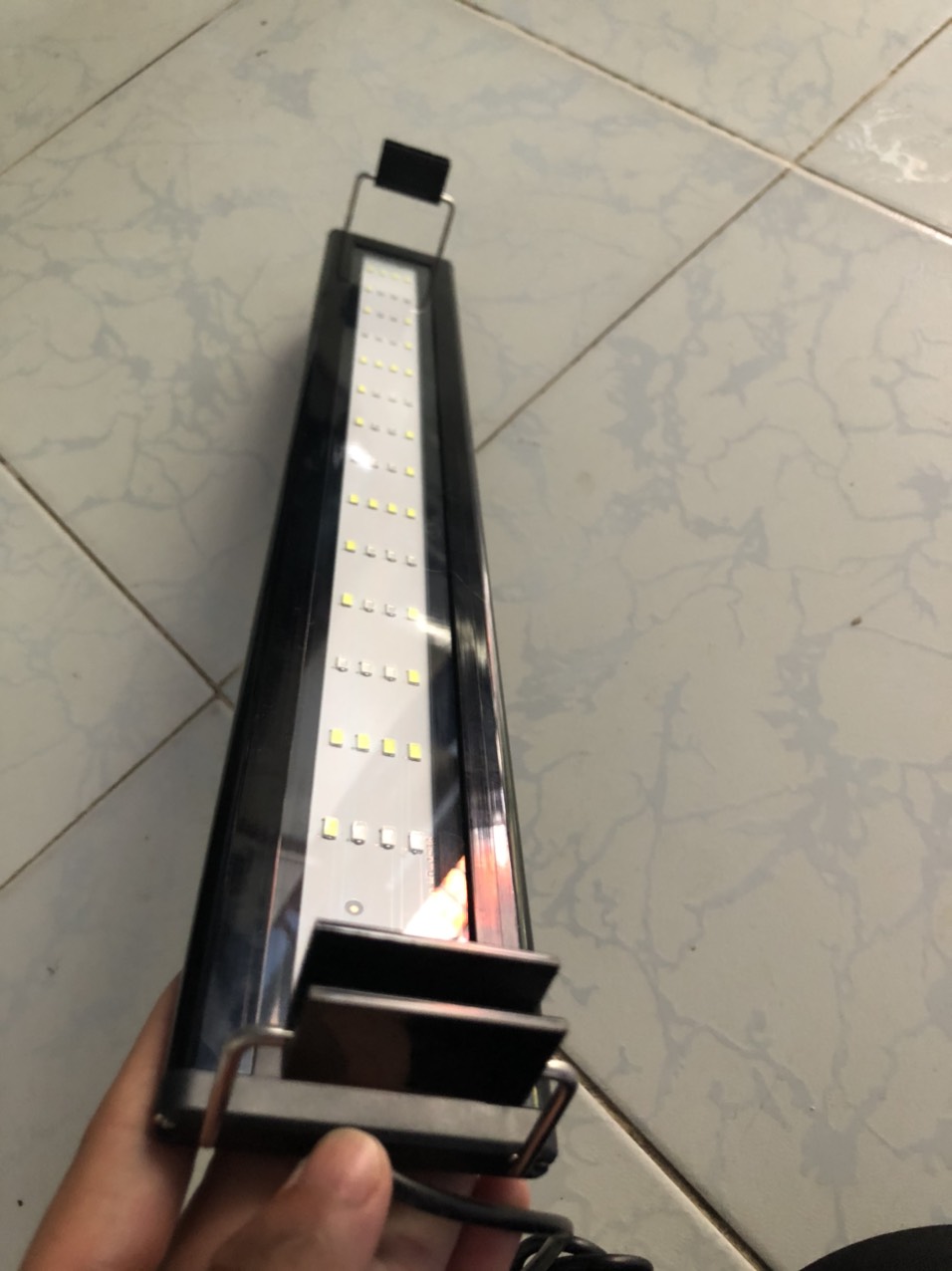 Đèn bể cá LED ĐỔi MÀU 4 dãy led cho hồ cá cảnh