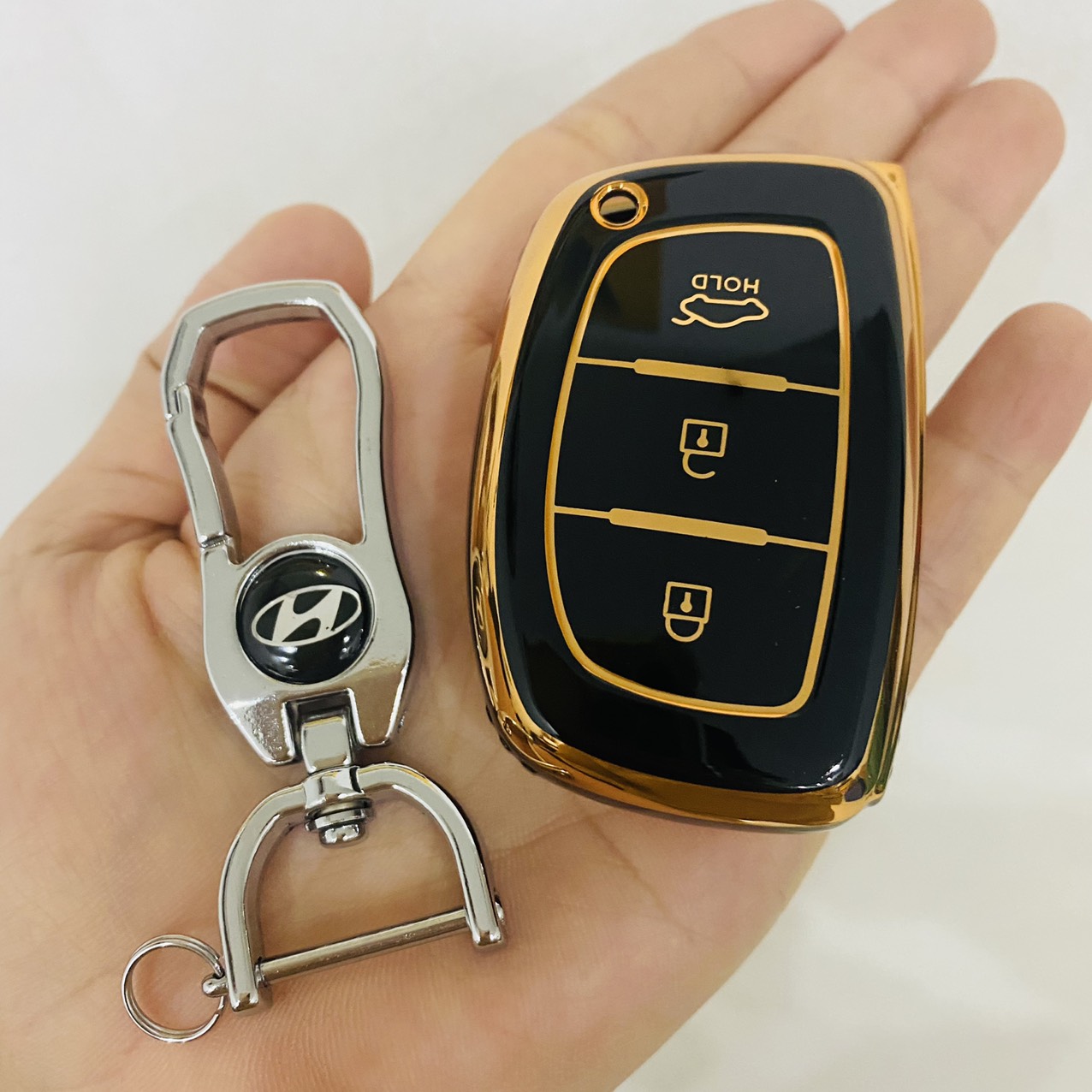 Ốp chìa khóa xe Grand i10, Elantra, Tucson 2016-2021 - kèm móc treo tiện lợi gọn nhẹ, thẩm mỹ, bảo vệ chìa khóa tối ưu