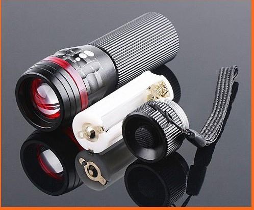 đèn pin cầm tay x2000