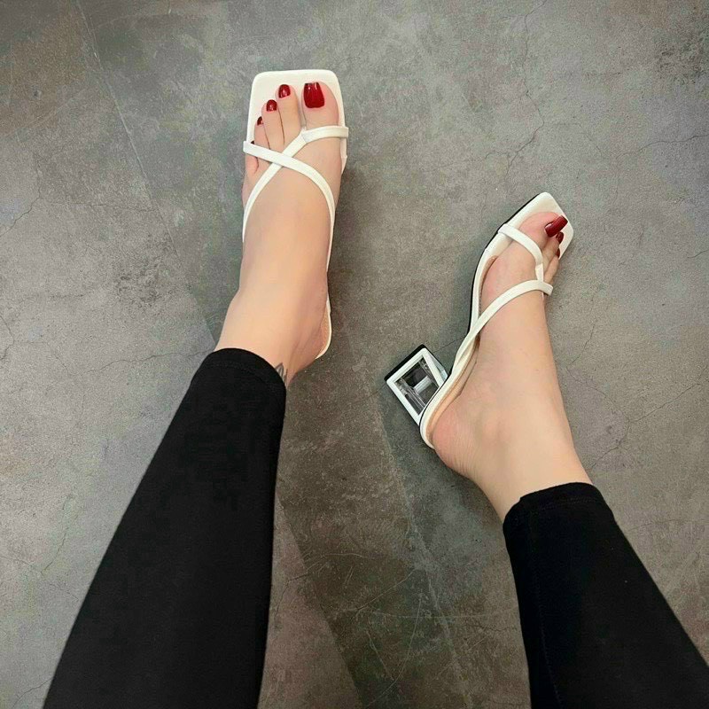 Dép xỏ ngón đế pha le cao 7cm cực kì đẹp.