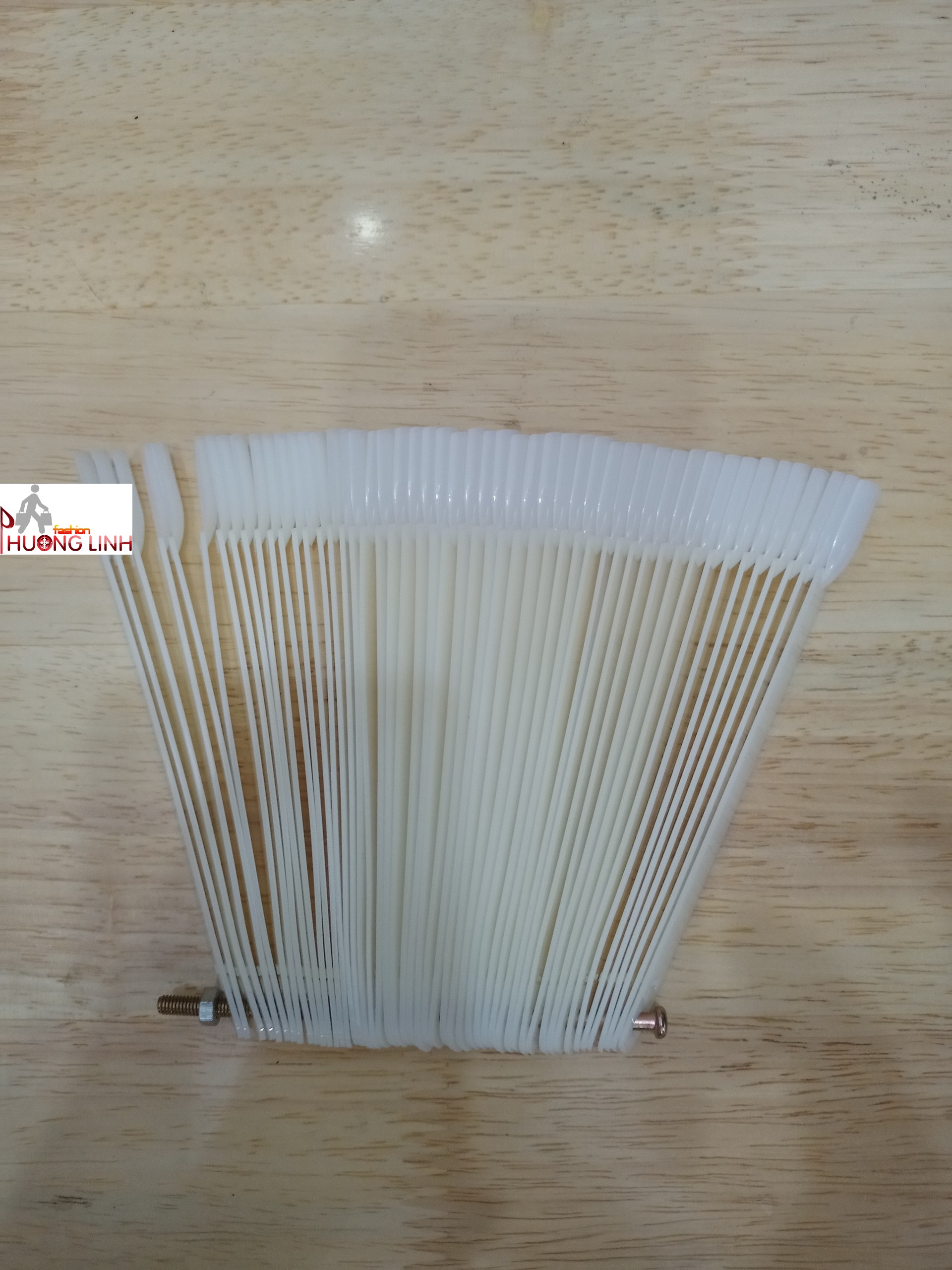 Catolo móng trưng bày số lượng 50