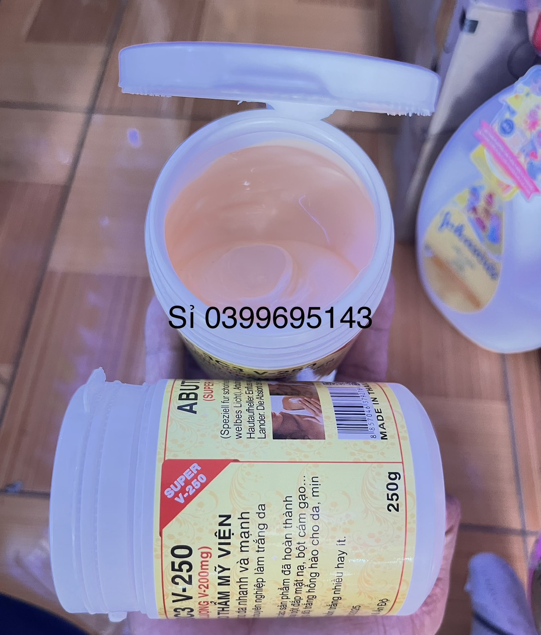 Kem kích siêu trắng 3c3 abutine hủ vàng 250g
