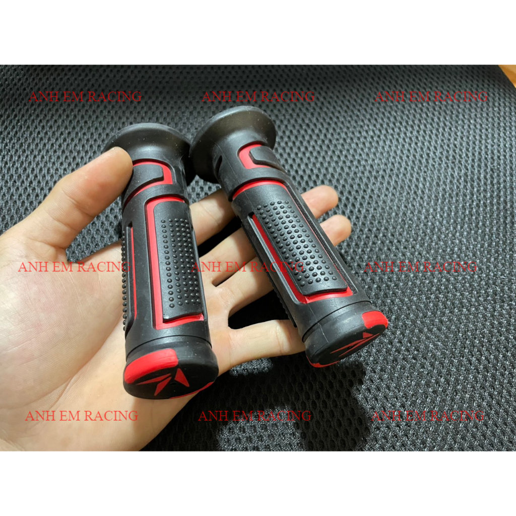 Bao tay domino sọc đỏ gắn xe máy Exciter Winner Sirius Wave Dream