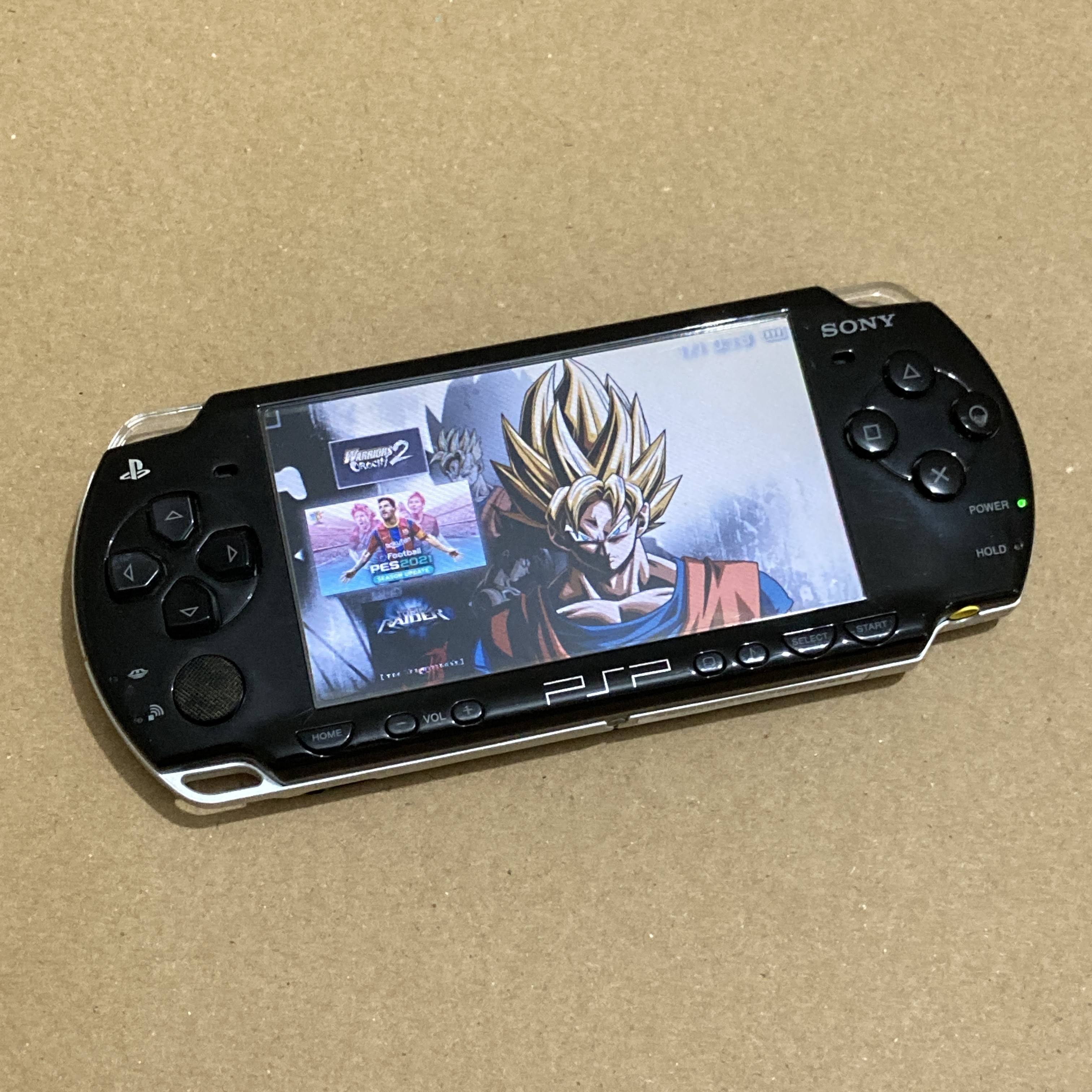Máy Chơi Game Sony PSP 2000 ( cài sẵn game)