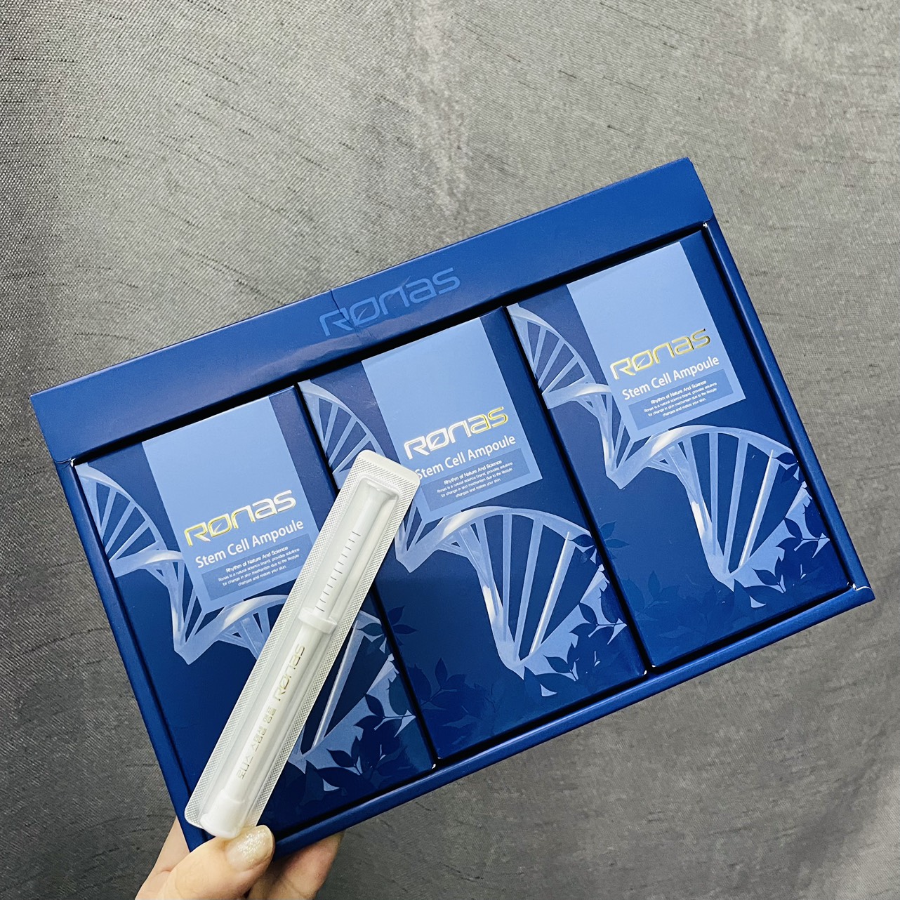 Tinh Chất Tế Bào Gốc Nội Địa Hàn Quốc- Ronas Stem Cell Ampoule (hộp 30 ống)