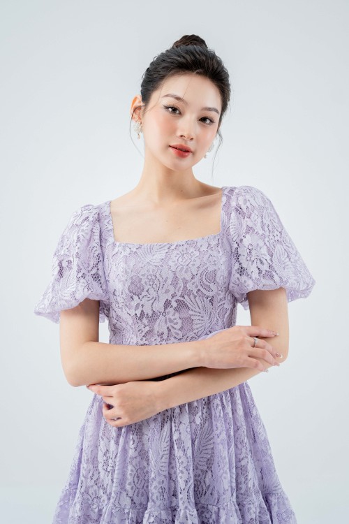Đầm ren tím tay phồng thanh lịch SIXDO (Light Purple Midi Lace Dress)